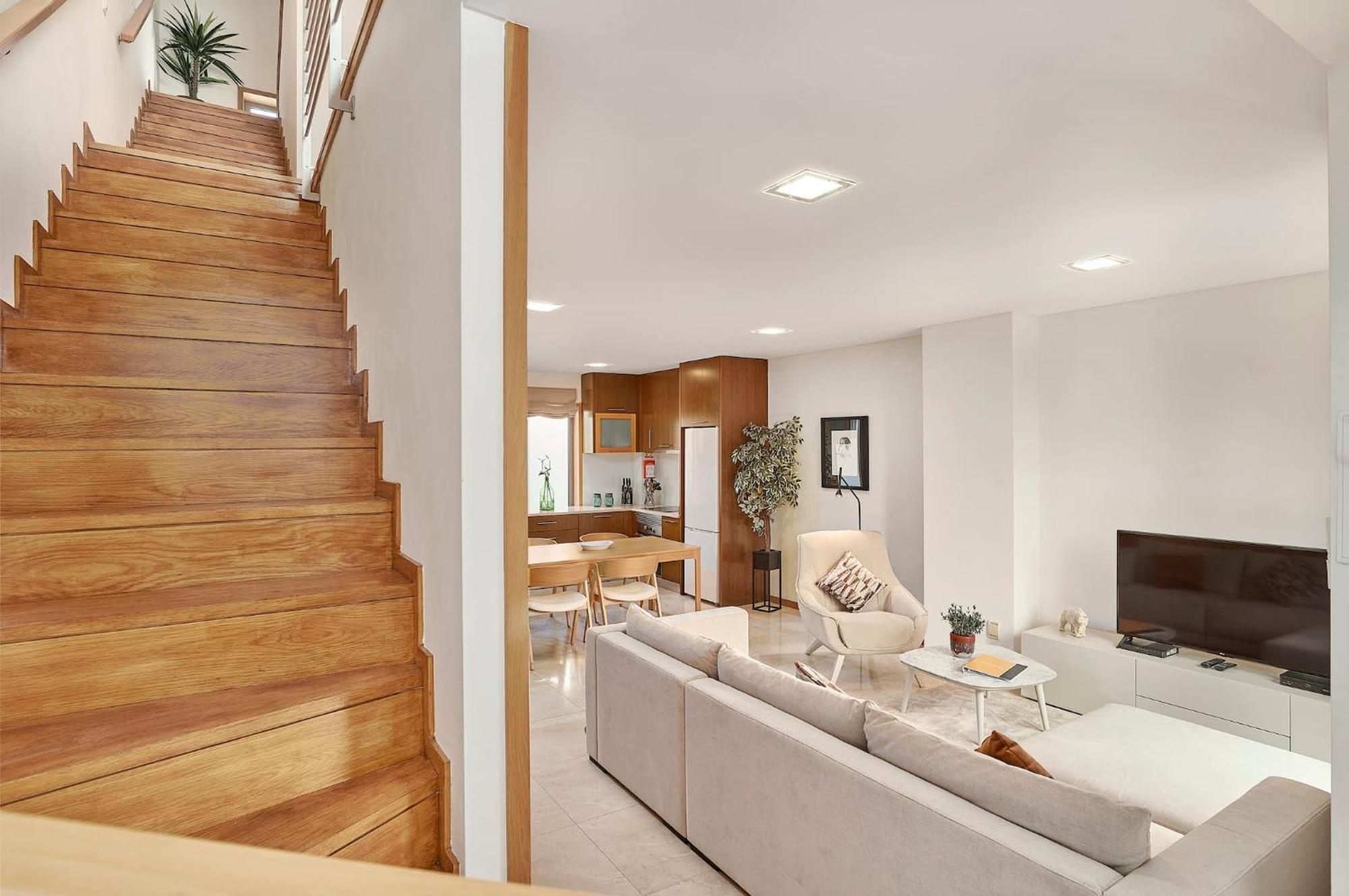 Stylish Townhouse In Tavira Centre, Shared Pool Villa ภายนอก รูปภาพ