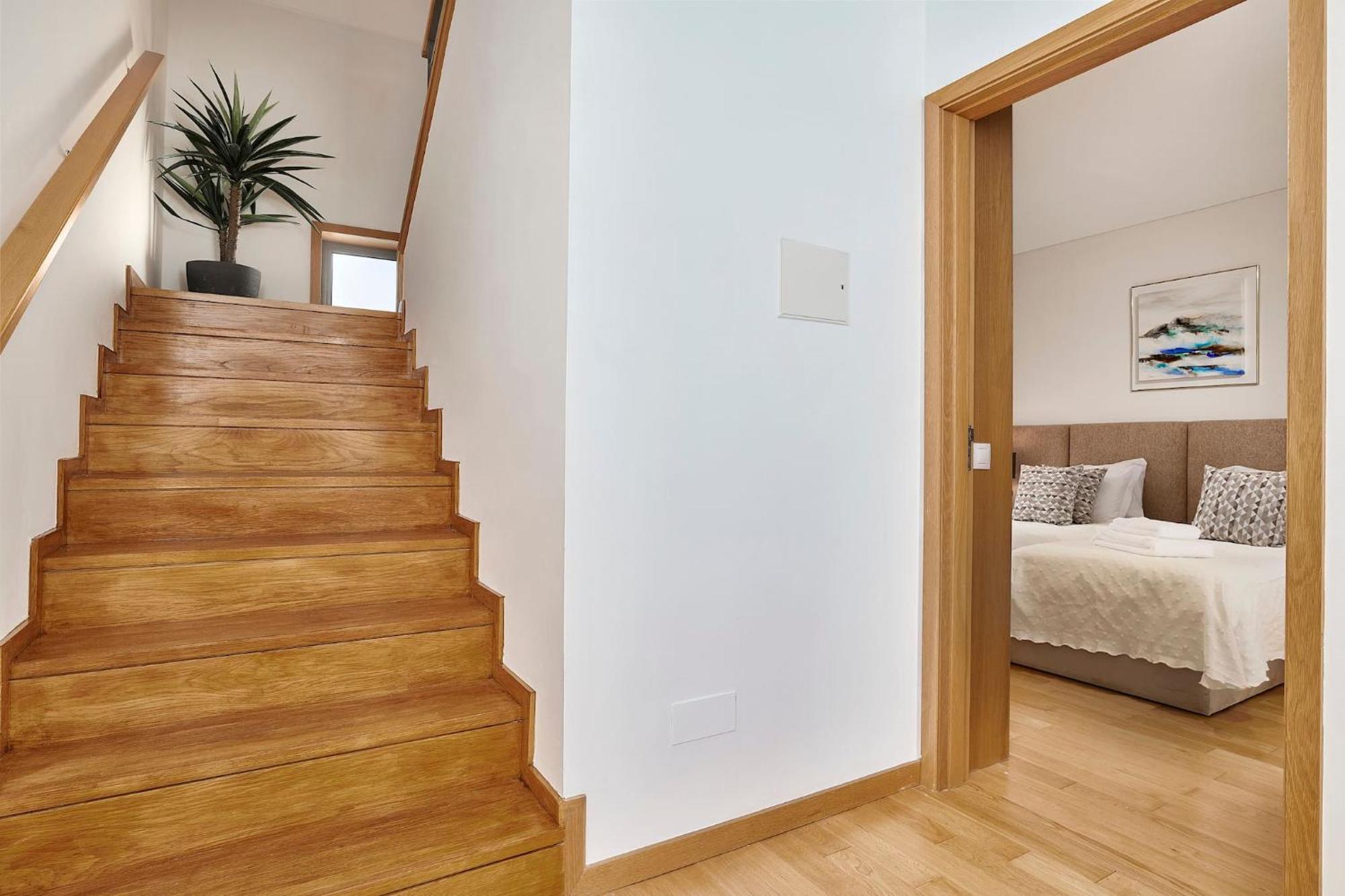 Stylish Townhouse In Tavira Centre, Shared Pool Villa ภายนอก รูปภาพ